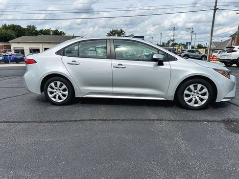 Used 2024 Toyota Corolla LE FWD image 9