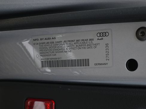 Used 2024 Audi A6 Premium Plus w/ Premium Plus Package image 39