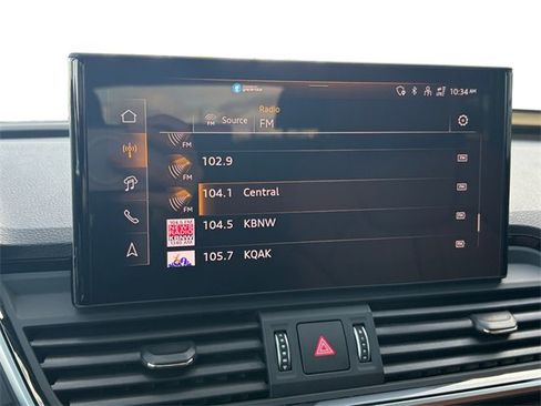 Used 2025 Audi Q5 2.0T Premium Plus w/ Premium Plus Package image 14