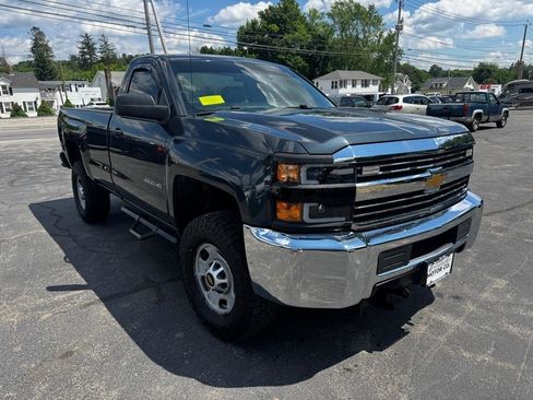 Used 2018 Chevrolet Silverado 2500 W/T w/ WT Convenience Package AWD/4WD image 8