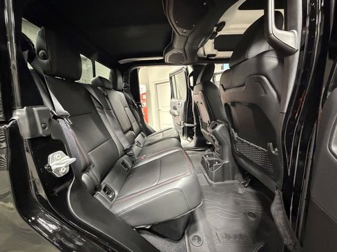 Used 2025 Jeep Gladiator Rubicon image 52