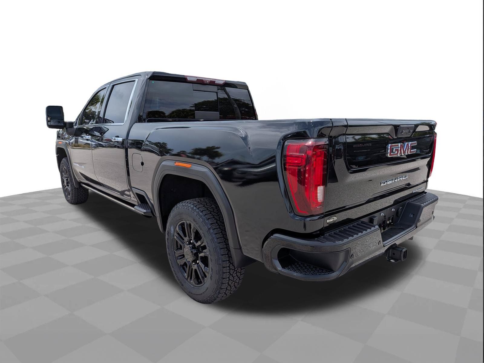 Certified 2022 GMC Sierra 2500 Denali w/ Denali Black Diamond Edition AWD/4WD image 6