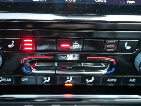 New 2025 Jeep Grand Cherokee Limited image 46