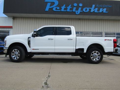Used 2024 Ford F350 Lariat w/ Chrome Package AWD/4WD image 11