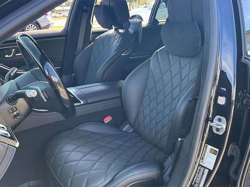 Used 2024 Mercedes-Benz S 580e 4MATIC Sedan image 18