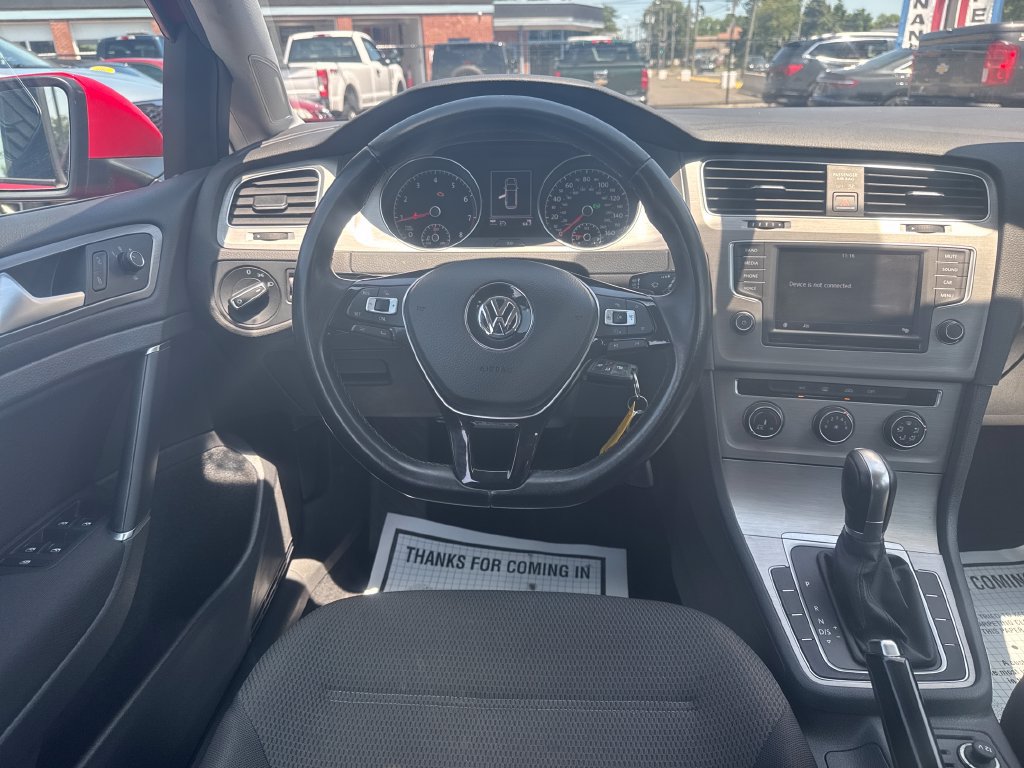 Used 2017 Volkswagen Golf S FWD image 14
