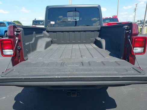 Used 2021 Jeep Gladiator Sport AWD/4WD image 28