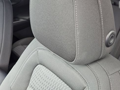 New 2026 Chevrolet Equinox LT FWD image 24
