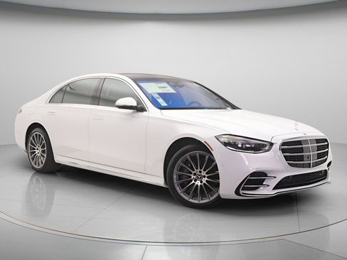 New 2026 Mercedes-Benz S 580 4MATIC Sedan image 1