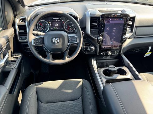 New 2026 RAM 1500 Big Horn AWD/4WD image 17