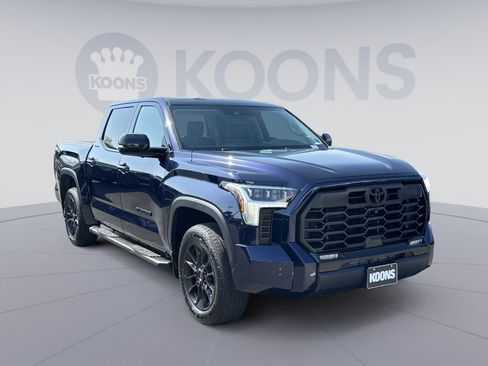 Used 2024 Toyota Tundra Limited w/ TRD Off-Road Package AWD/4WD image 18