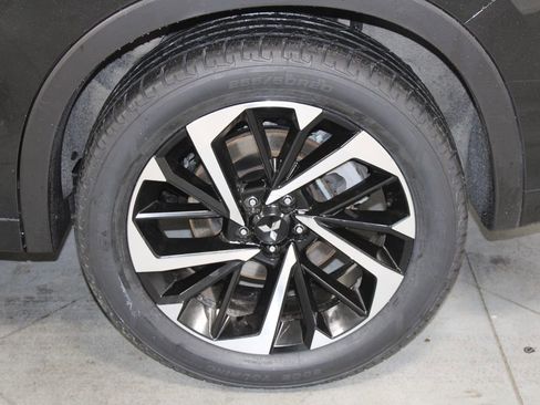 Used 2024 Mitsubishi Outlander SEL image 17