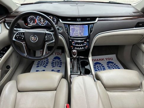 Used 2013 Cadillac XTS Premium image 21