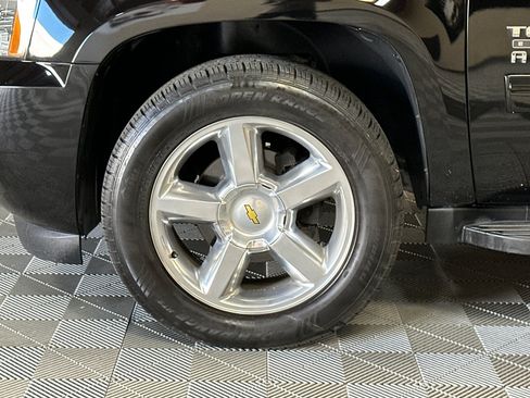 Used 2013 Chevrolet Avalanche LT w/ Texas Edition RWD image 38