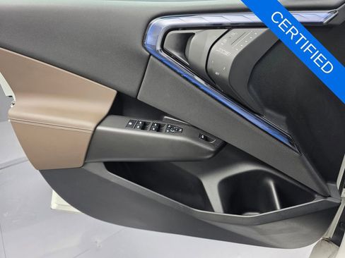 Used 2025 BMW X3 xDrive30i image 24