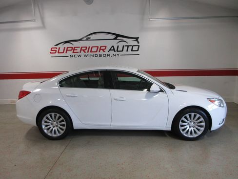 Used 2012 Buick Regal Leather image 5