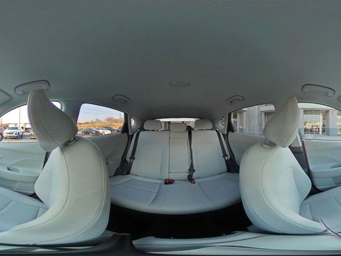 Used 2025 Hyundai Kona SEL image 43