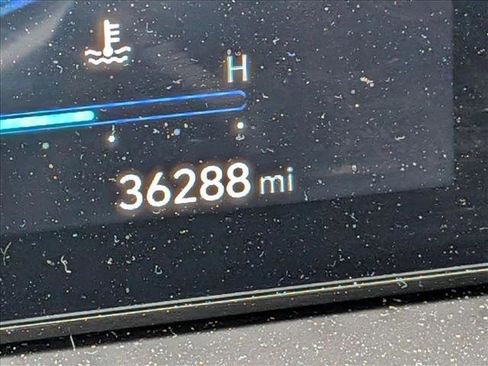 Used 2024 Hyundai Tucson Limited image 11