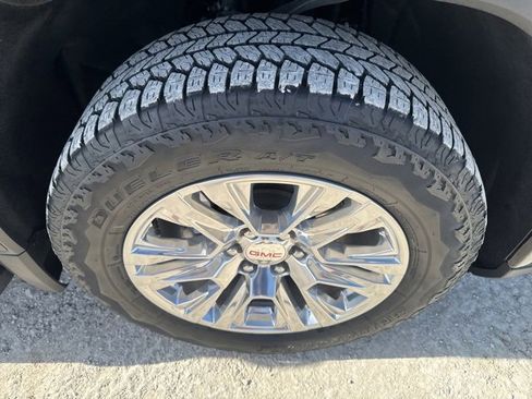 Used 2024 GMC Sierra 1500 Denali w/ Technology Package image 32