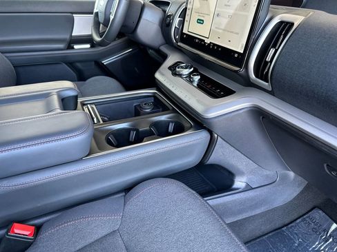 Certified 2025 Ford Expedition Max Active RWD image 16