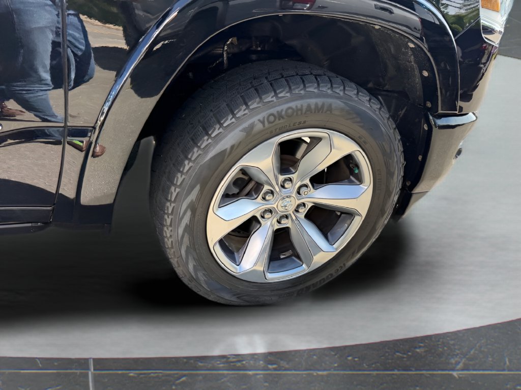 Used 2022 RAM 1500 Limited w/ Body-Colour Bumper Group AWD/4WD image 15