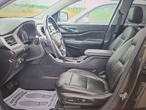 Used 2019 GMC Acadia SLT AWD/4WD image 7