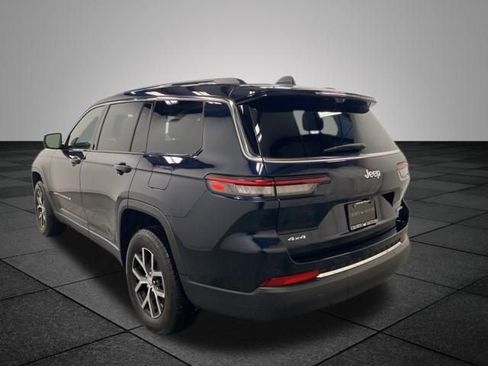 Used 2024 Jeep Grand Cherokee L Limited w/ Luxury Tech Group II image 4