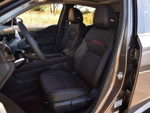 New 2026 Nissan Kicks SR w/ SR Premium Package image 23