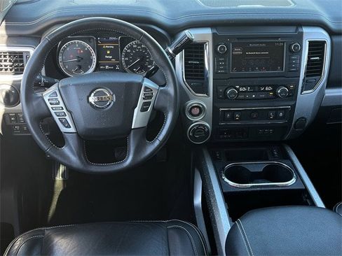 Used 2019 Nissan Titan PRO-4X w/ Pro-4x Convenience Package image 13