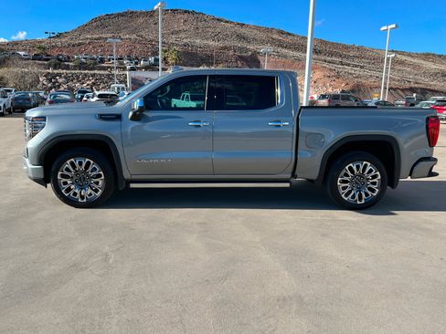 Used 2023 GMC Sierra 1500 Denali Ultimate image 2