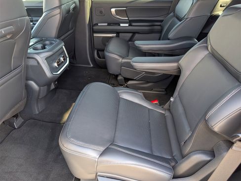 New 2025 Ford Expedition Platinum w/ Stealth Performance Package image 29