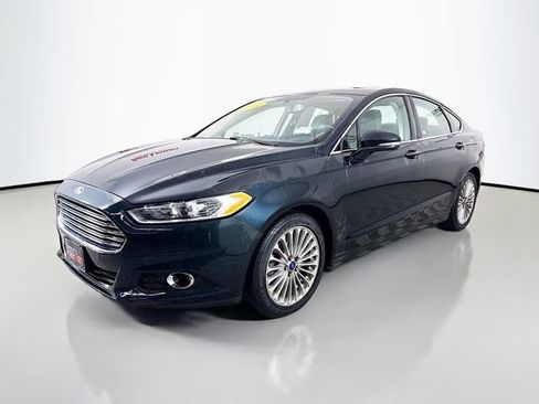 Used 2014 Ford Fusion Titanium image 3
