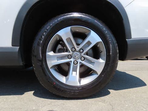 Used 2023 Honda Pilot EX-L image 9