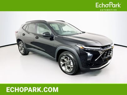 Used 2025 Chevrolet Trax LT