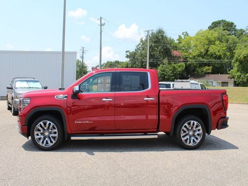 Used 2024 GMC Sierra 1500 Denali w/ Denali Reserve Package RWD image 8