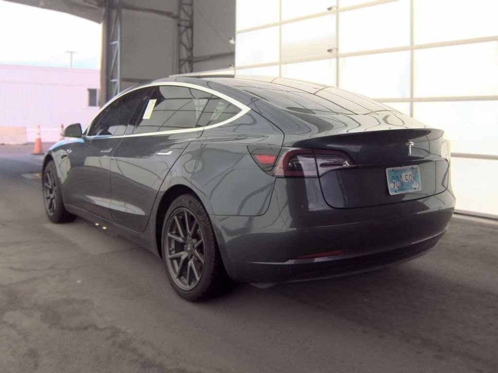 Used 2018 Tesla Model 3 Long Range RWD image 6