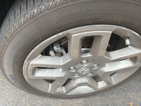 Used 2023 Honda Passport EX-L image 8