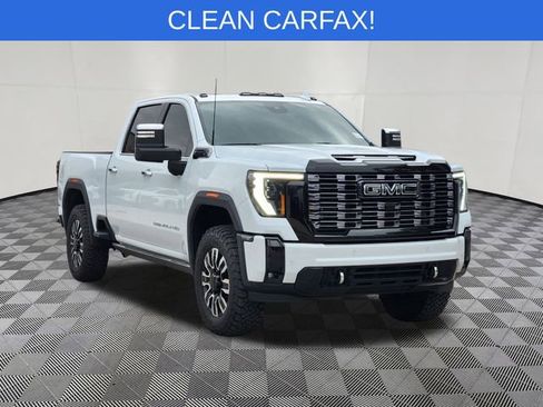 Used 2026 GMC Sierra 2500 Denali Ultimate image 2