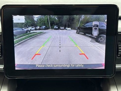 Certified 2022 Ford Explorer XLT w/ Equipment Group 202A image 27