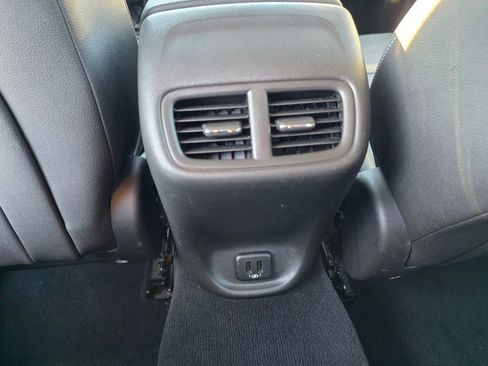 Used 2018 Buick Regal Essence w/ Driver Confidence Package #1 image 17