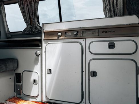 Used 1989 Volkswagen Vanagon GL RWD image 40