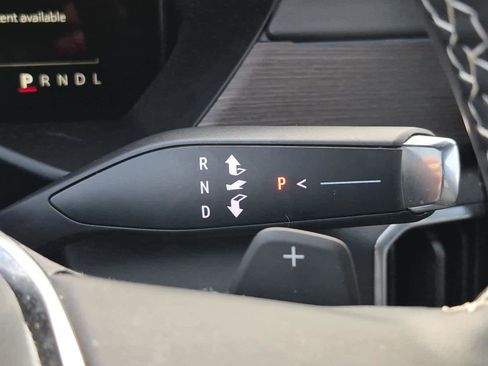 Certified 2025 GMC Acadia Denali image 26