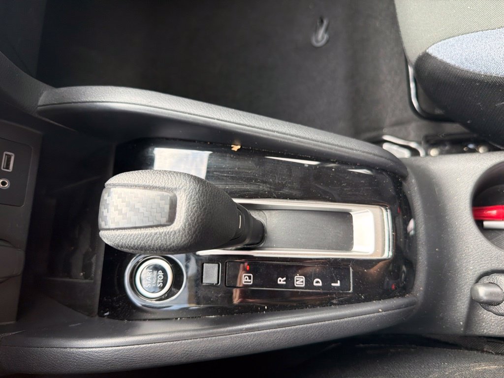 Used 2025 Nissan Versa SV FWD image 6