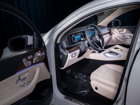 New 2026 Mercedes-Benz GLE 450 4MATIC Coupe image 10