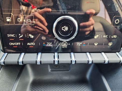 New 2026 GMC Terrain AT4 w/ LPO, Floor Liner Package image 16