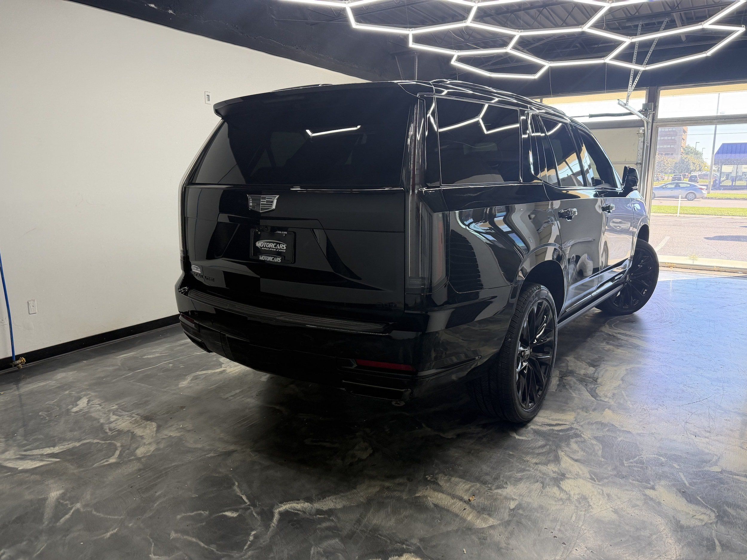 Used 2026 Cadillac Escalade Platinum Sport AWD/4WD image 3