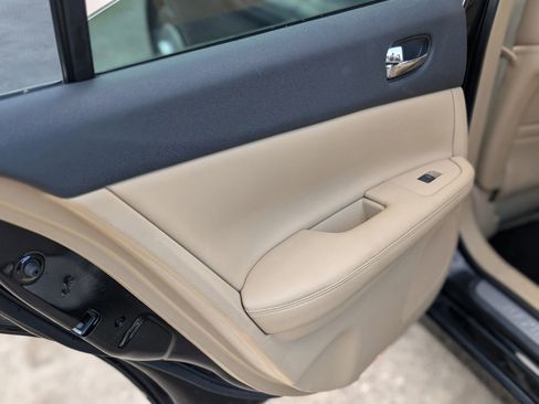 Used 2011 Nissan Maxima 3.5 SV w/ Premium Pkg image 18