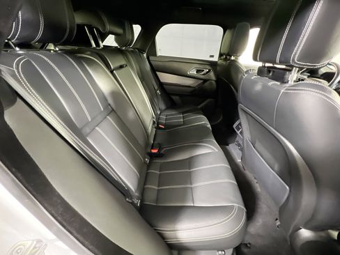 Used 2021 Land Rover Range Rover Velar R-Dynamic S image 27