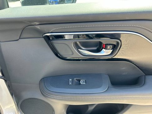 Certified 2025 Acura ADX AWD image 25