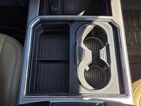 Used 2021 Ford F250 Lariat w/ Lariat Ultimate Package image 17